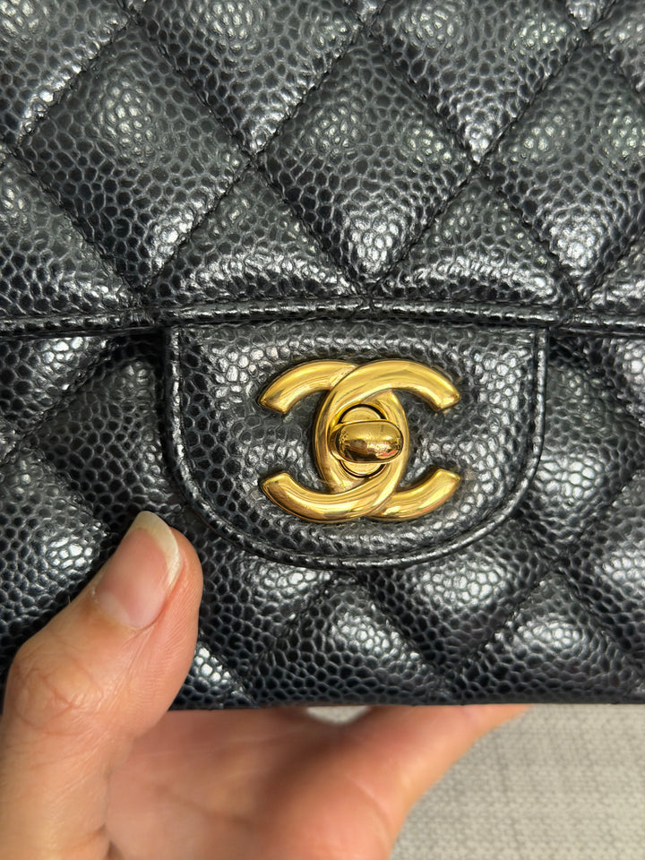 CHANEL 2022 Black Caviar GHW Timeless Classic Medium ML 11.12 Double Flap Bag