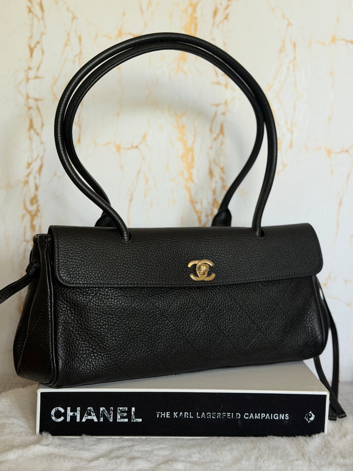 CHANEL 26S Black Caviar GHW East West Hobo Bag Matthieu Blazy SOLD OUT 2026