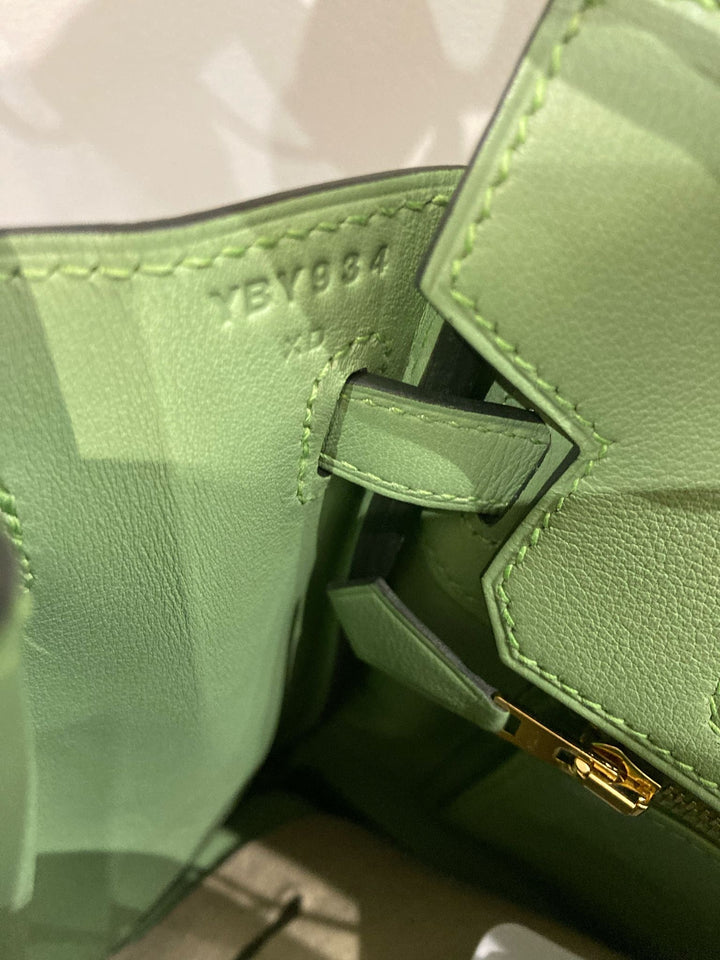 Hermes Birkin 25 Swift leather Vert criquet colour GHW stamp Y (2020)