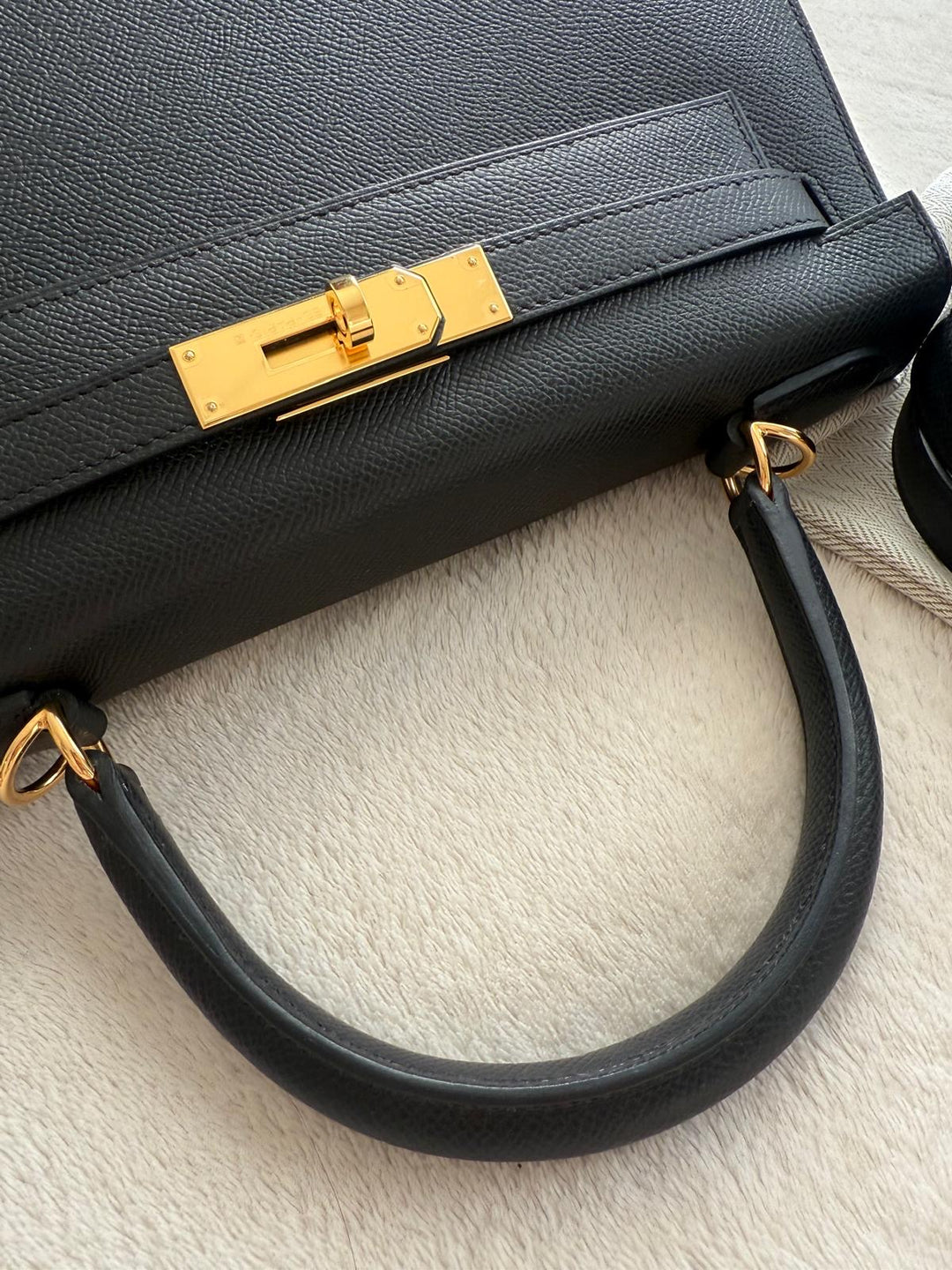 Hermès Kelly 28 Black Sellier Epsom Leather GHW Stamp B 2023 Kept unused Box fresh