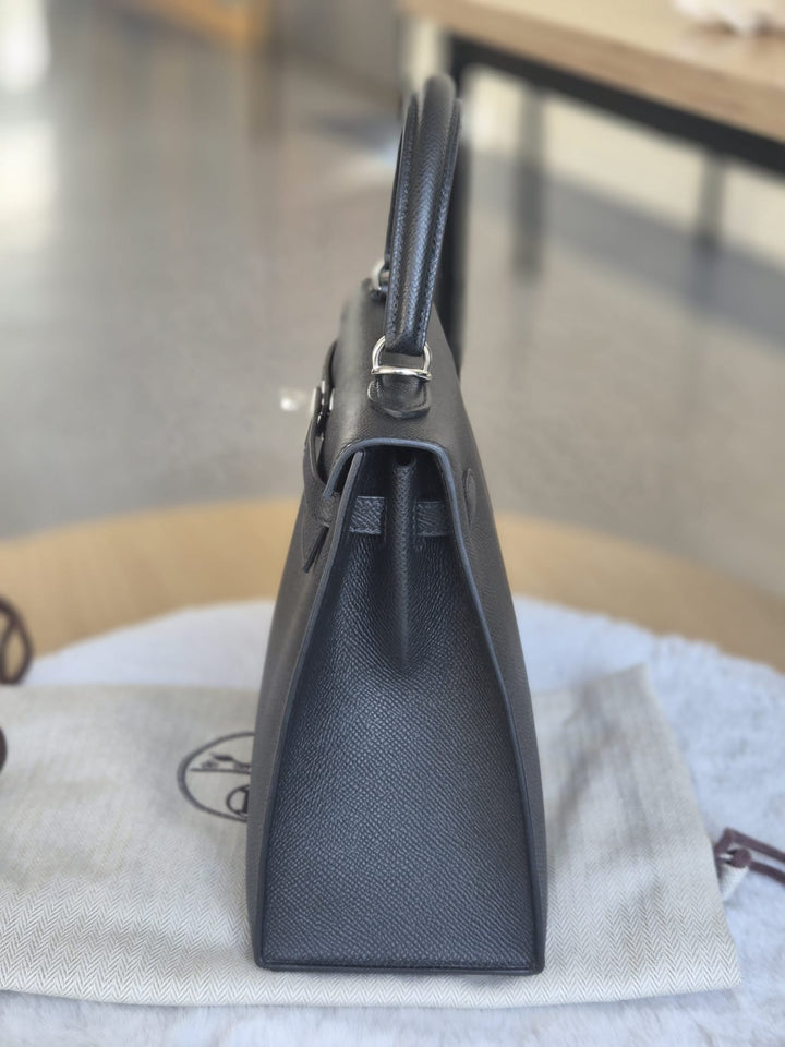 WA/Email to Purchase only- HERMÈS Kelly 25 Sellier Epsom Black 89/Noir 89 PHW Palladium Hardware 2024 W- unused
