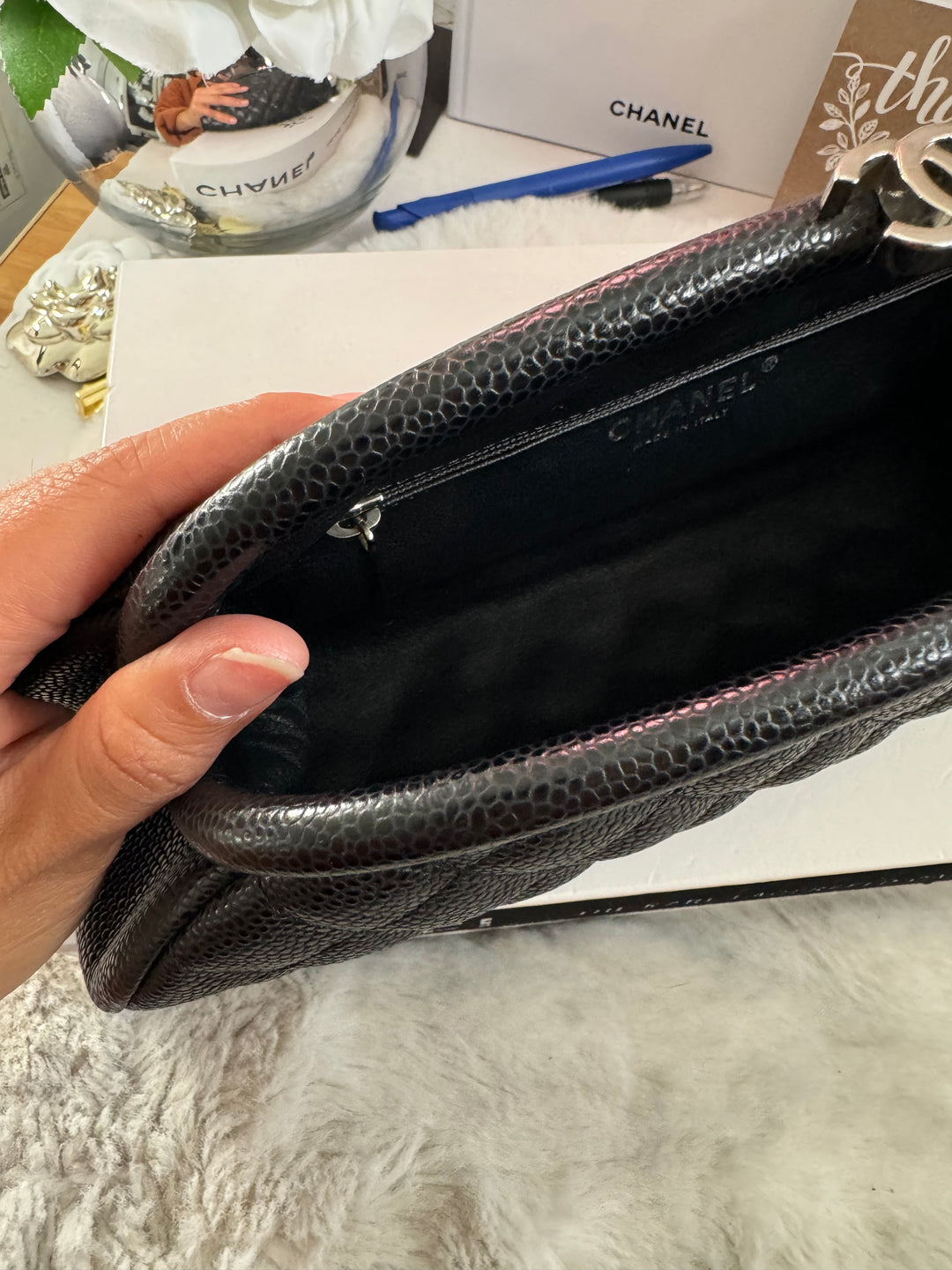 Chanel series 15 Black Caviar SHW Classic Clutch