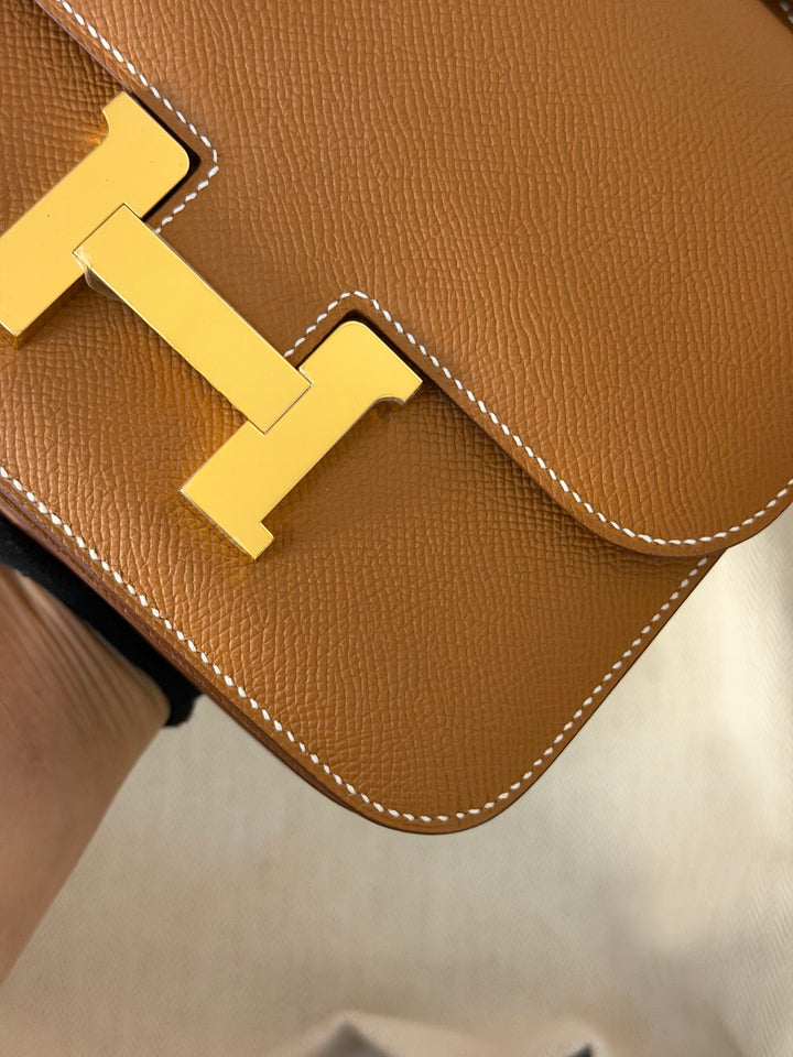 HERMÈS Constance 18 Gold Epsom Leather GHW Stamp B - 2023