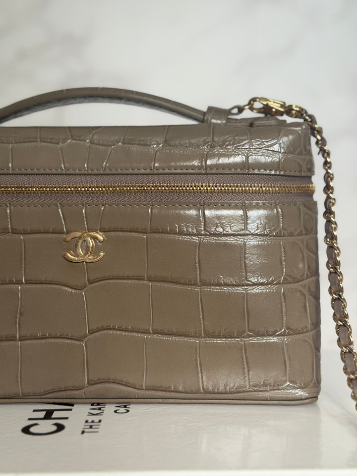 CHANEL 26A Etoupe Khaki Croc Embossed Calf skin LGHW LP Long Vanity size Medium 23 cms with detachable chain 2026