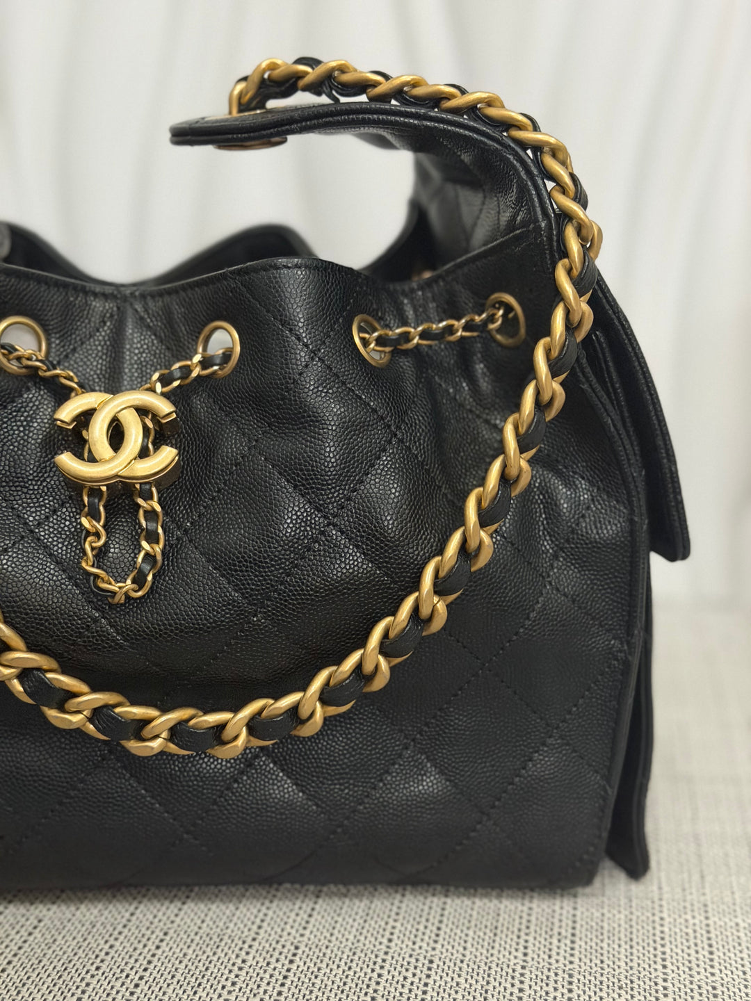 CHANEL 25 Black Caviar Aged GHW Hobo Bag size SMALL