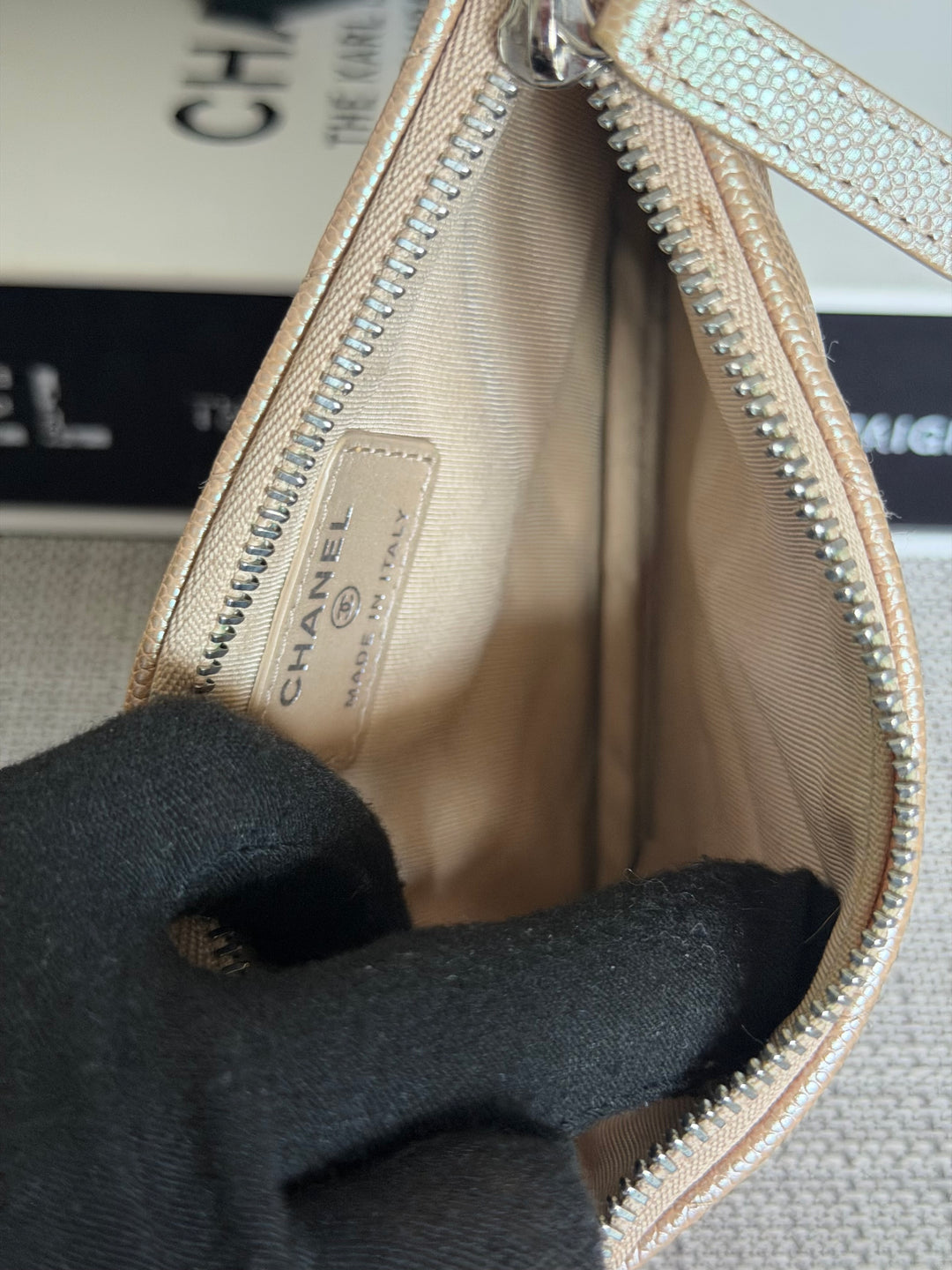 CHANEL series 27 Rose Gold Iridescent Caviar Chevron SHW Mini O Case Pouch 15 cms