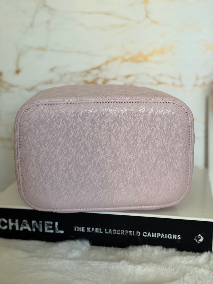 CHANEL series 31 21S Lilac undertone Pink Caviar Vanity Make Up Case 2021