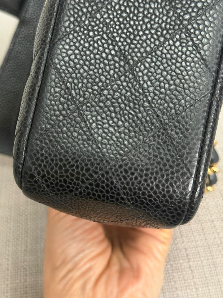 CHANEL Series 24 2017 Black Caviar GHW Medium M/L 11.12 Timeless Classic Double Flap Bag