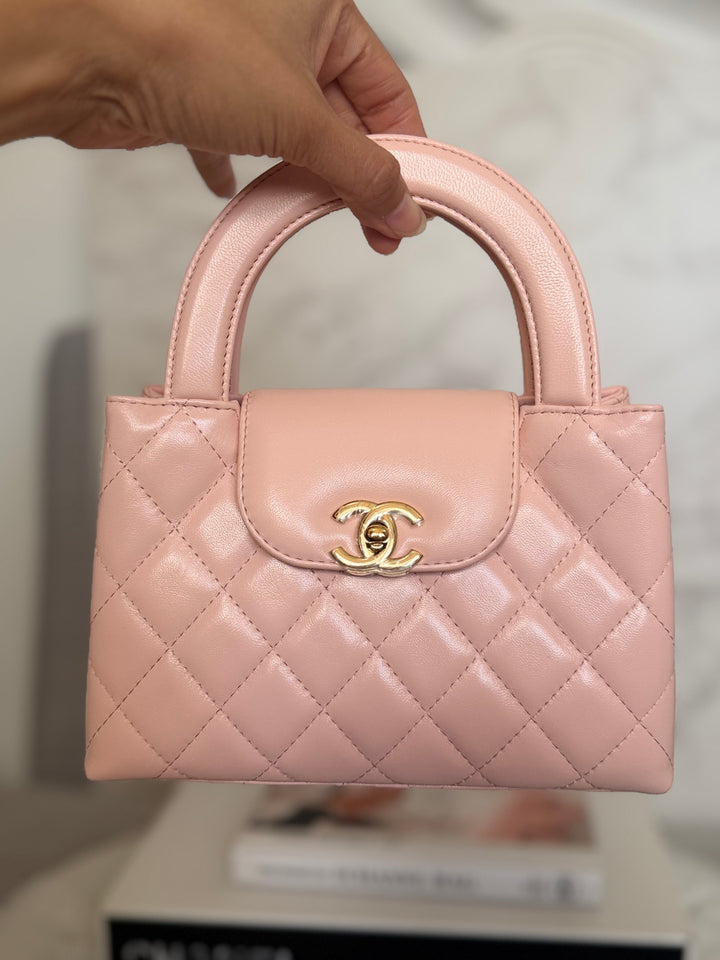 CHANEL 26B Light Pink Calf Skin Kelly Shopping Bag size Small 19 cms 2026