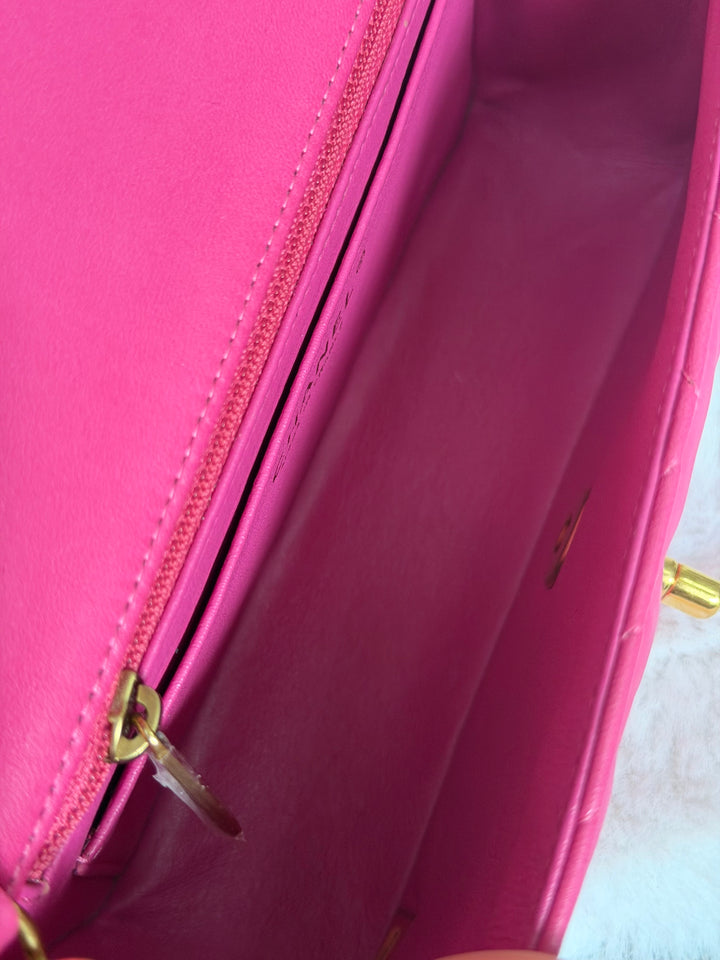 CHANEL series 21 Pink Lambskin Chevron Mini Rectangular Flap Bag with GHW 2015