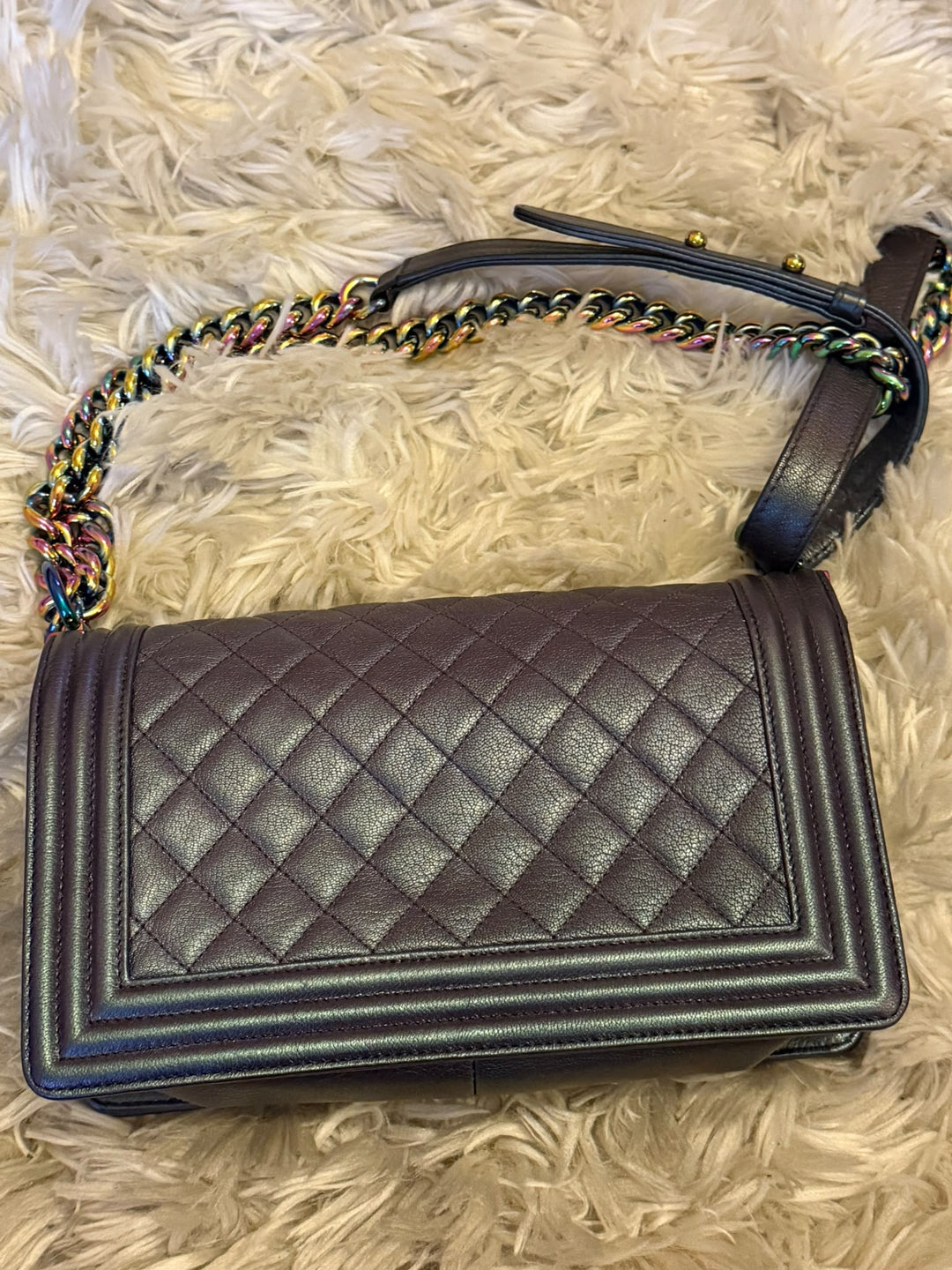 CHANEL series 21 16C Mermaid Iridescent purple caviar Rainbow hardware Le Boy Flap Bag Old Medium size