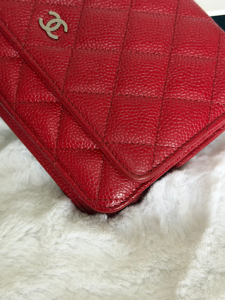 CHANEL series 19 Red Caviar Classic Wallet on chain (WOC) SHW 2014/2015