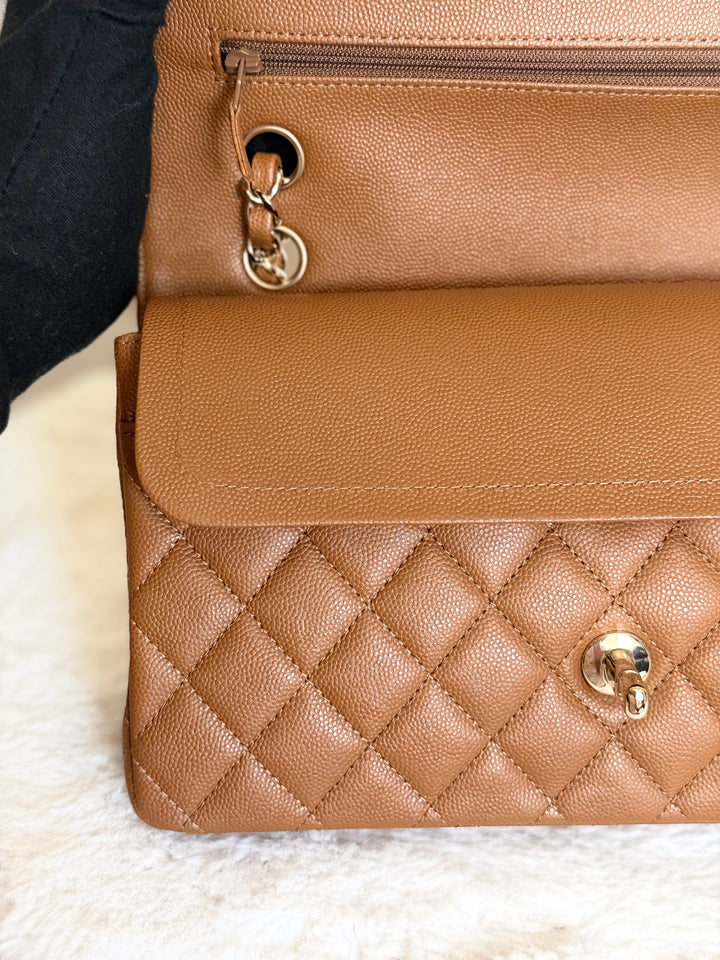 CHANEL 17C Brown Caramel Caviar LGHW Medium ML Timeless Classic Double Flap Bag 2016/2017
