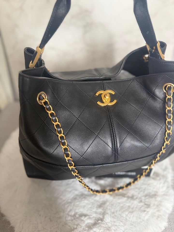 CHANEL 25A Black Calf Skin aged GHW Hobo Shopping Bag size Small 2025