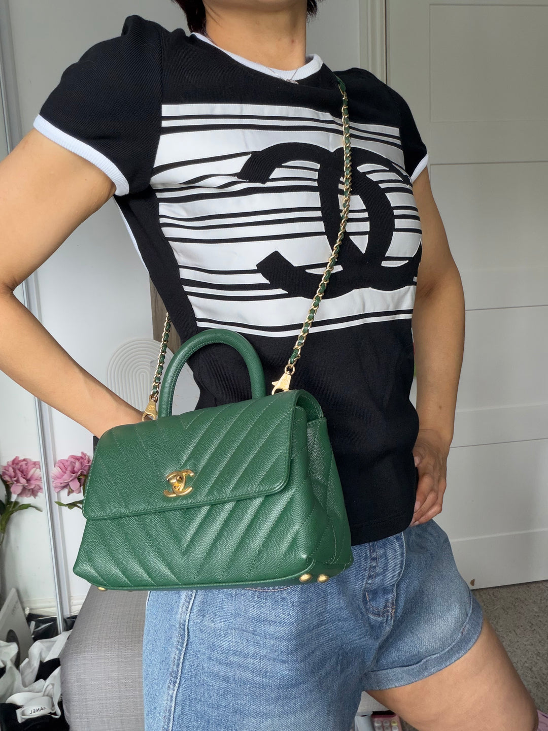 CHANEL series 26 Forrest Dark Green Caviar Chevron Aged GHW Coco Handle Size SMALL 24 cms 2018
