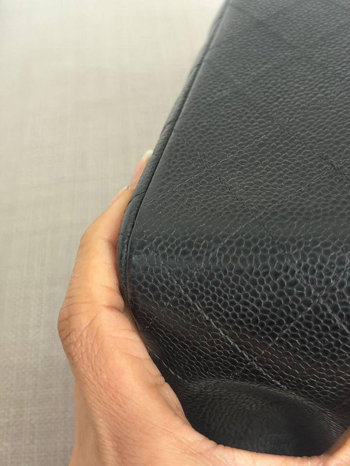 CHANEL Series 24 2017 Black Caviar GHW Medium M/L 11.12 Timeless Classic Double Flap Bag