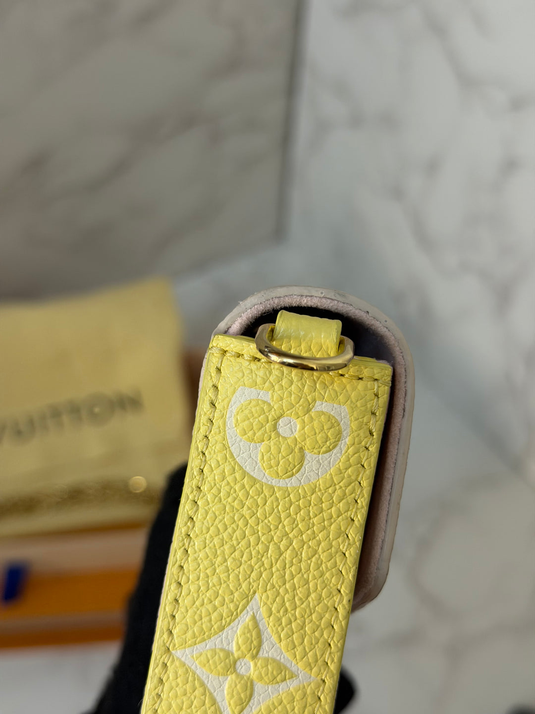 LOUIS VUITTON LV Pochette Felicie 2022 Pink/Beige/Yellow Emprinte Leather