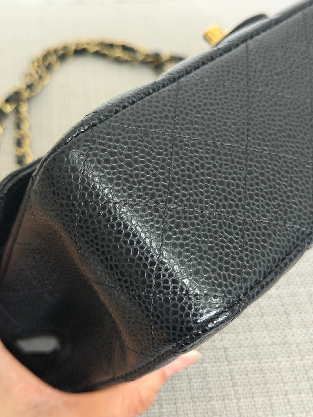 CHANEL 2022 Black Caviar GHW Timeless Classic Medium ML 11.12 Double Flap Bag