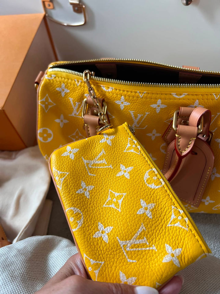 LOUIS VUITTON LV Speedy P9 Bandoulière 25 Bag in Yellow