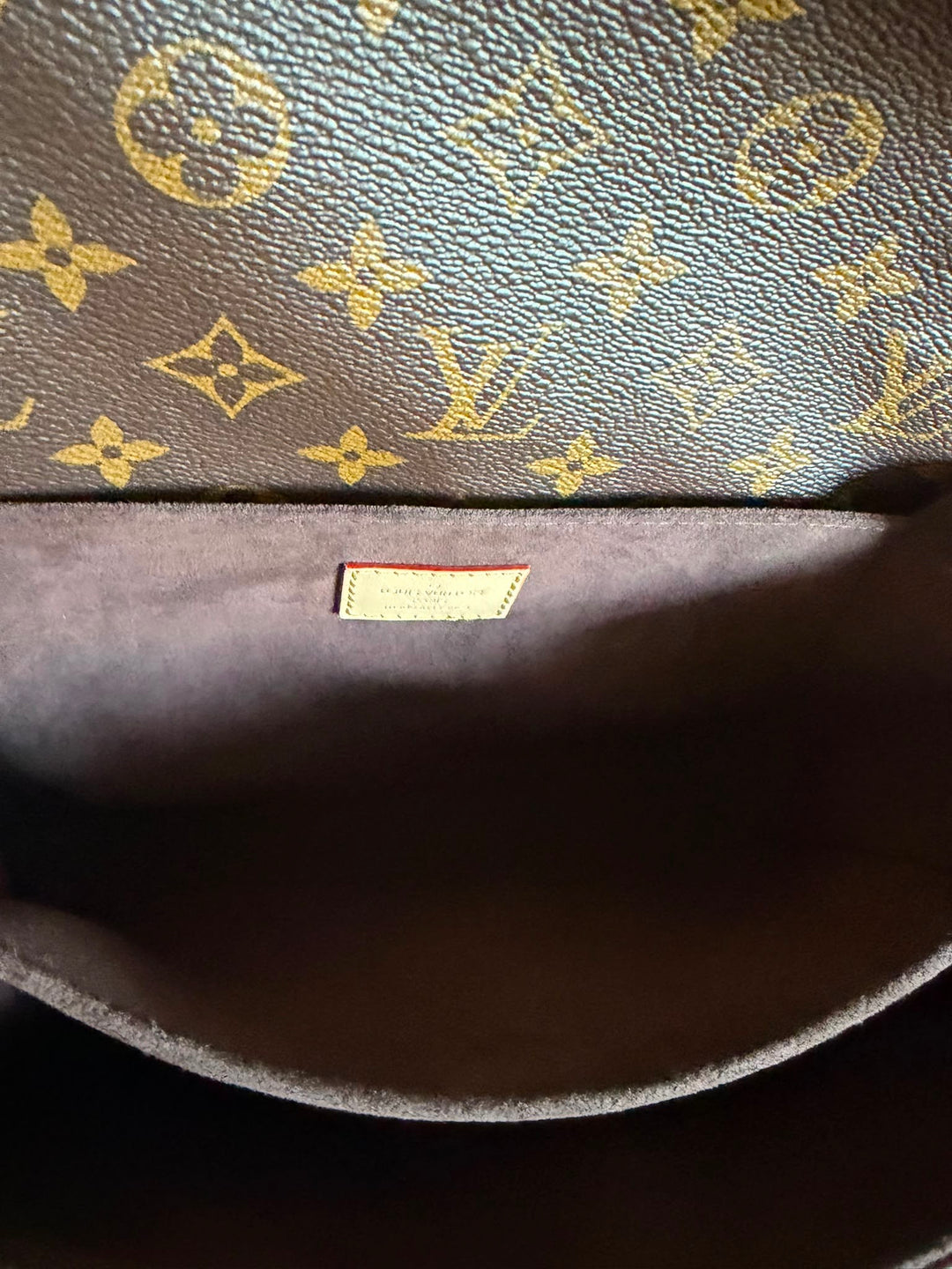 LOUIS VUITTON Pochette Metis Monogram 2024