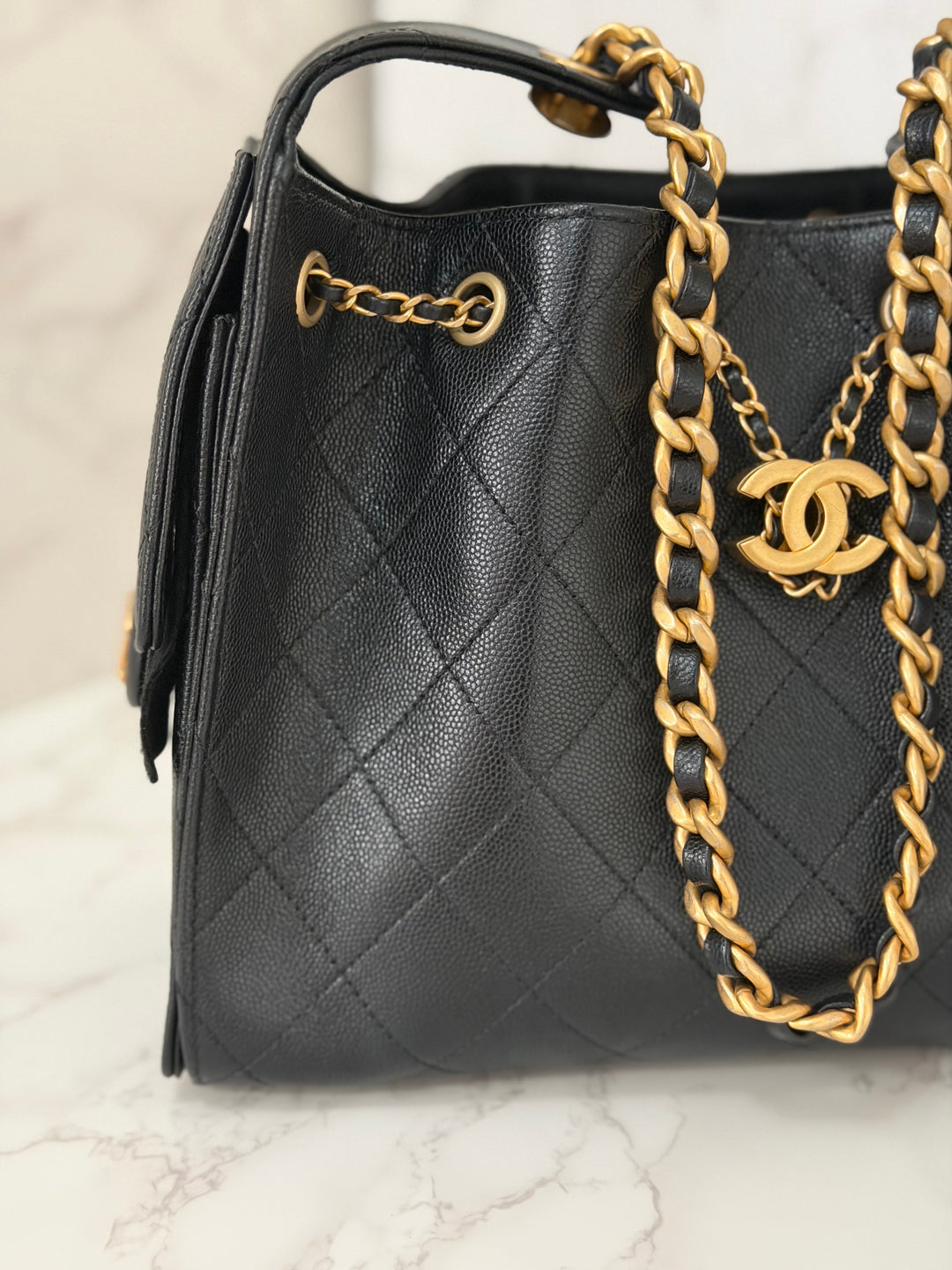 CHANEL 25 2025 size SMALL in Black Caviar Aged GHW Hobo Bag