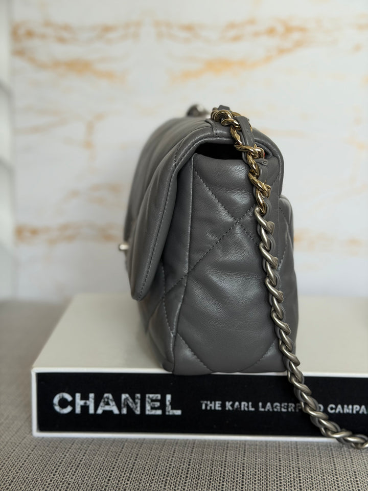 CHANEL Dark Grey Lambskin 19 Size SMALL/MEDIUM Mixed HW Flap Bag 2022 Microchipped