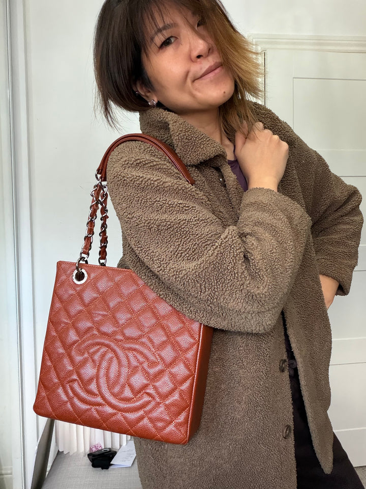 CHANEL series 19 Brown/Tan Caviar Petite Shopping Tote (PST) Bag