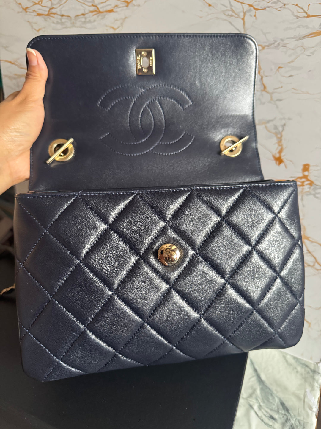 Chanel series 28 2018/2019 Navy Lambskin Champagne GHW Trendy CC Flap Bag size Small with Detachable Strap