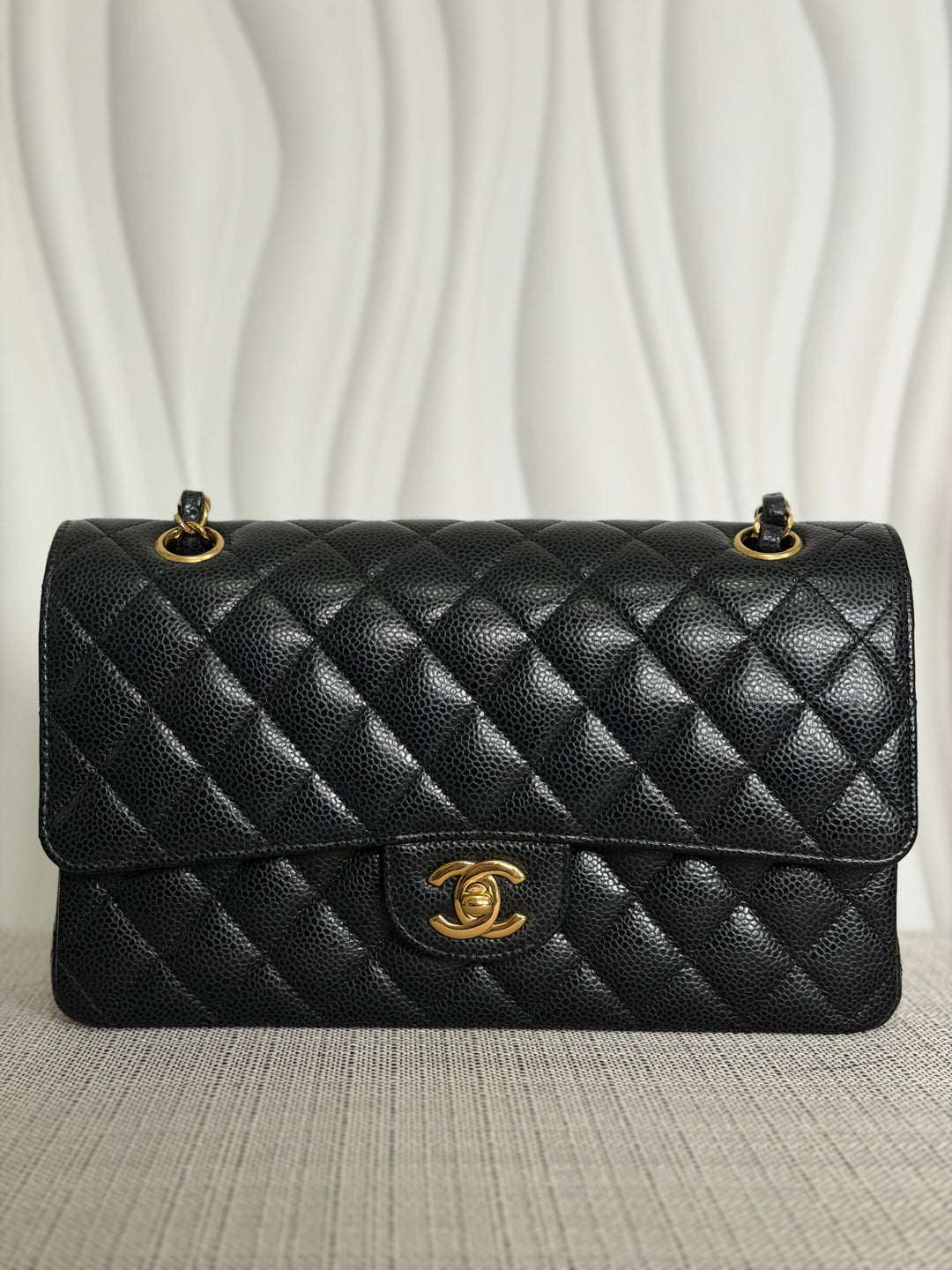 CHANEL 2022 Black Caviar GHW Timeless Classic Medium ML 11.12 Double Flap Bag