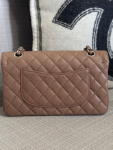 Load image into Gallery viewer, Chanel series 24 17B 2017 Fall/Winter Collection Taupe Caviar SHW Medium ML Timeless Classic Double Flap Bag

