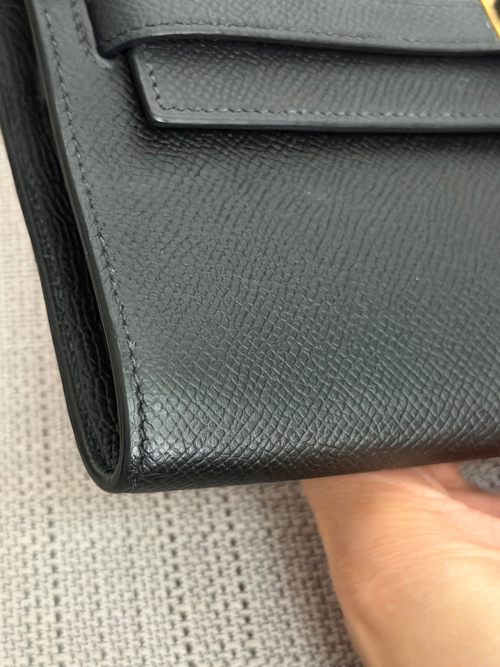 HERMES Noir Black Epsom Leather GHW Kelly To Go Stamp Z 2021