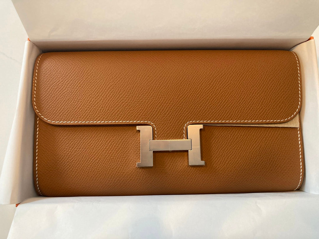 Hermes Constance to go in Gold leather with Palladium hardware