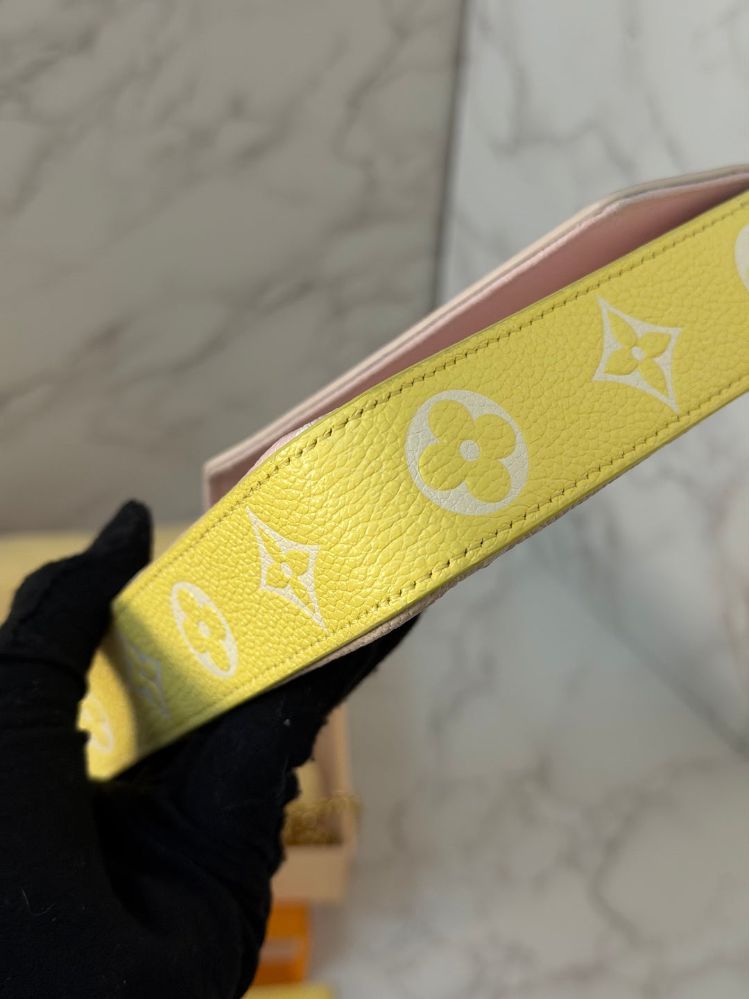 LOUIS VUITTON LV Pochette Felicie 2022 Pink/Beige/Yellow Emprinte Leather