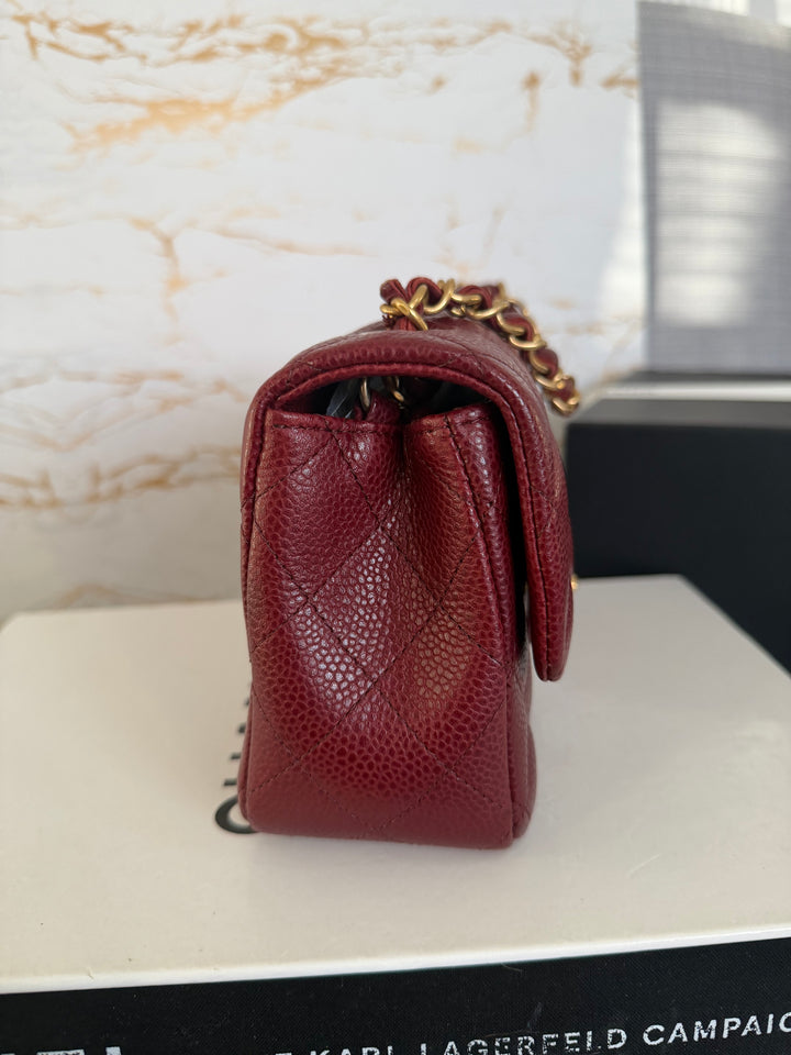 CHANEL series 21 15B collection Burgundy Caviar GHW Mini Rectangular Flap Bag 2015 RARE