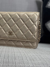 Load image into Gallery viewer, Chanel 21P 2021 Pre Spring/Summer Collection series 31 Iridescent Gold Lambskin Champagne GHW Classic Wallet on Chain (WOC)
