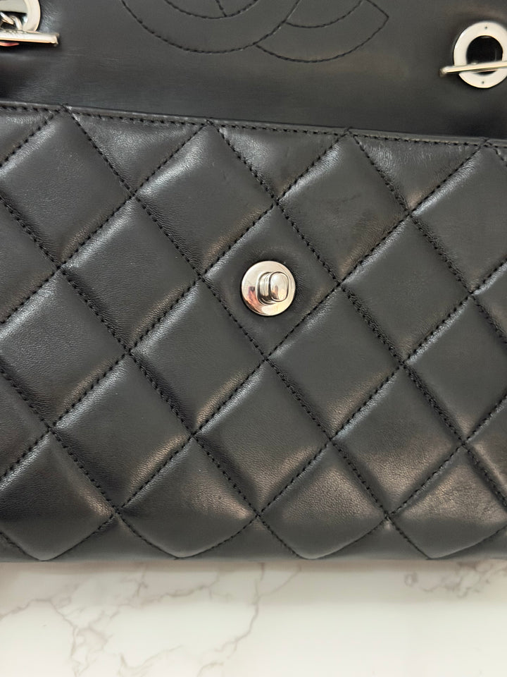 CHANEL series 24 Black Lambskin Silver HW Trendy CC Top Handle Flap Bag with Top Handle and detachable chain