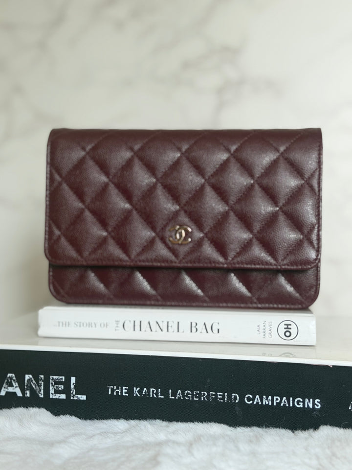 CHANEL 21B Burgundy Caviar LGHW Classic Wallet On Chain (WOC) 2021