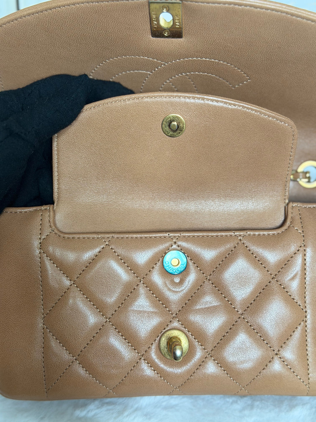 CHANEL series 21 Caramel Brown Lambskin aged GHW Diana Reissue Flap Bag size SMALL 2015