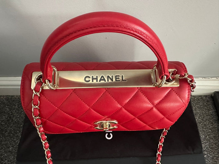 Chanel 21S Series 29 True Red Lambskin LGHW Trendy CC Flap Bag size Small