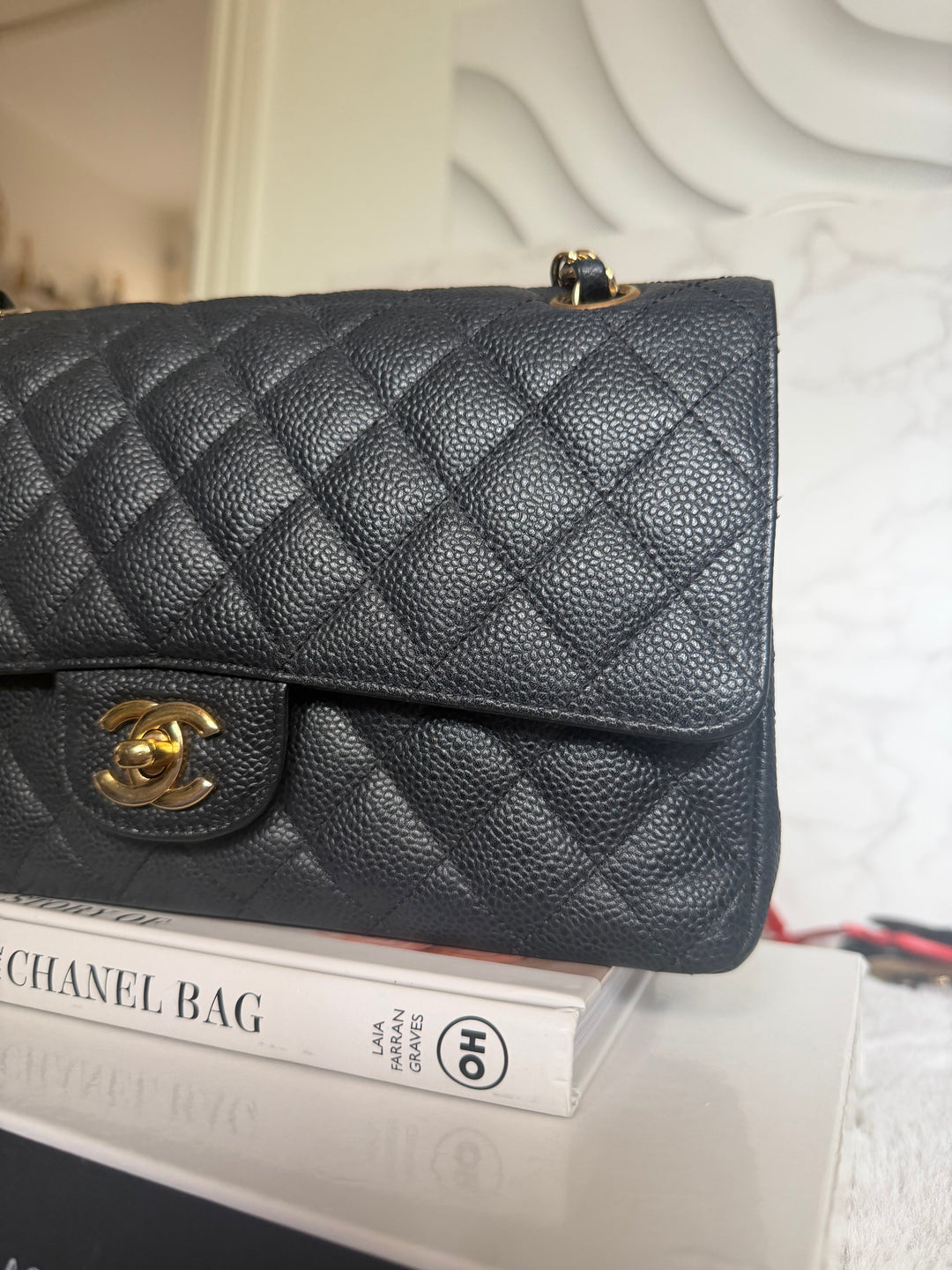 CHANEL series 16 Black Caviar GHW Medium ML Timeless Classic Double Flap bag 2011/2012
