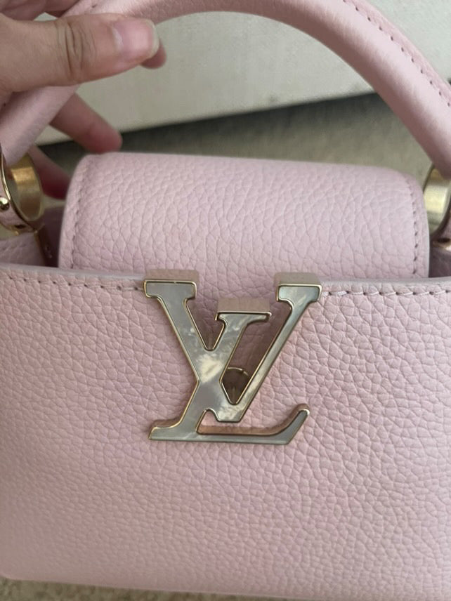 LOUIS VUITTON LV Capucines Mini in Pink LGHW 2020
