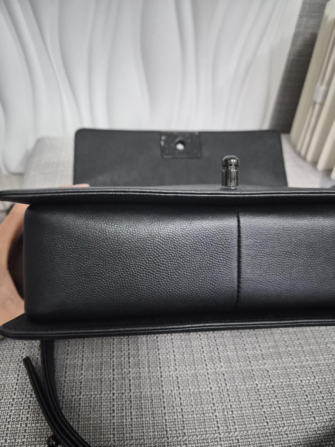 CHANEL Series 25 Black Caviar So Black Hardware Old Medium Le Boy Bag 2017/2018