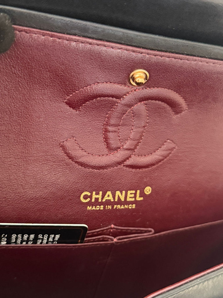 CHANEL Vintage series 11 Black Lambskin 24K GHW Small Timeless Classic Double Flap Bag