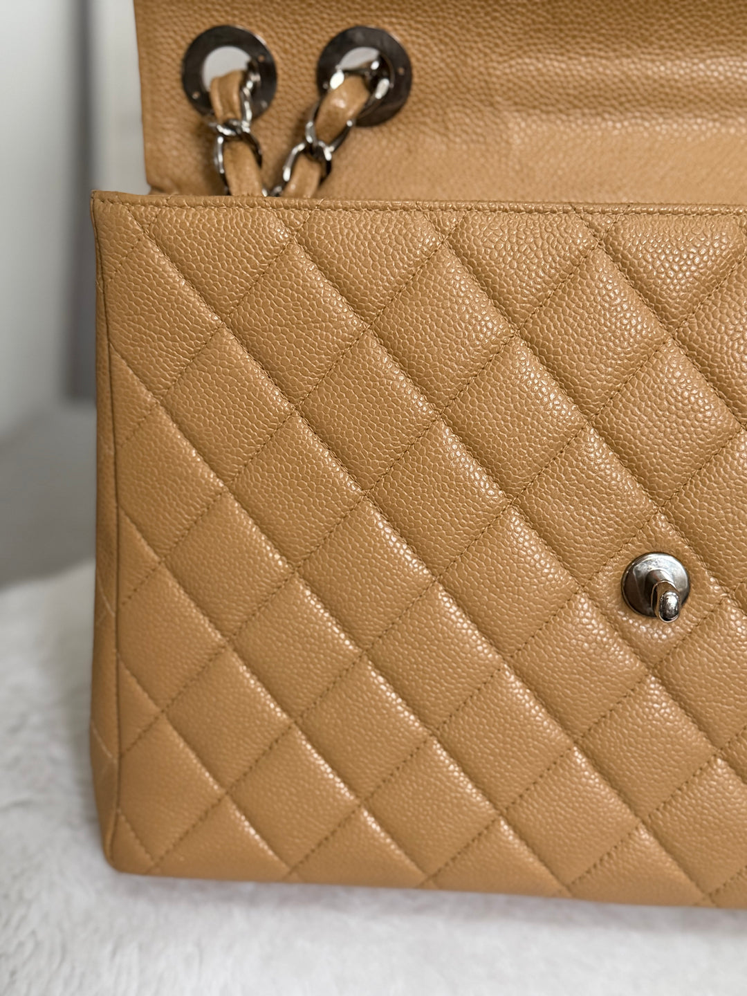 CHANEL series 6 Dark Beige Caviar SHW Vintage Jumbo Single Flap Bag