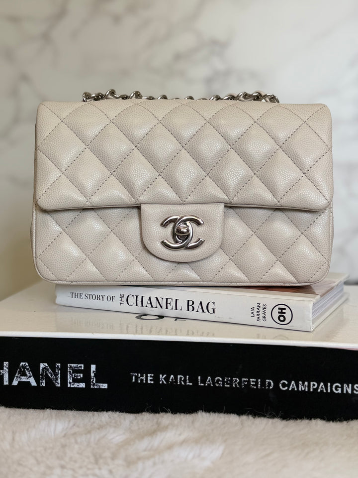 CHANEL 18B series 26 Ivory Caviar SHW Mini Rectangular Flap Bag 2018
