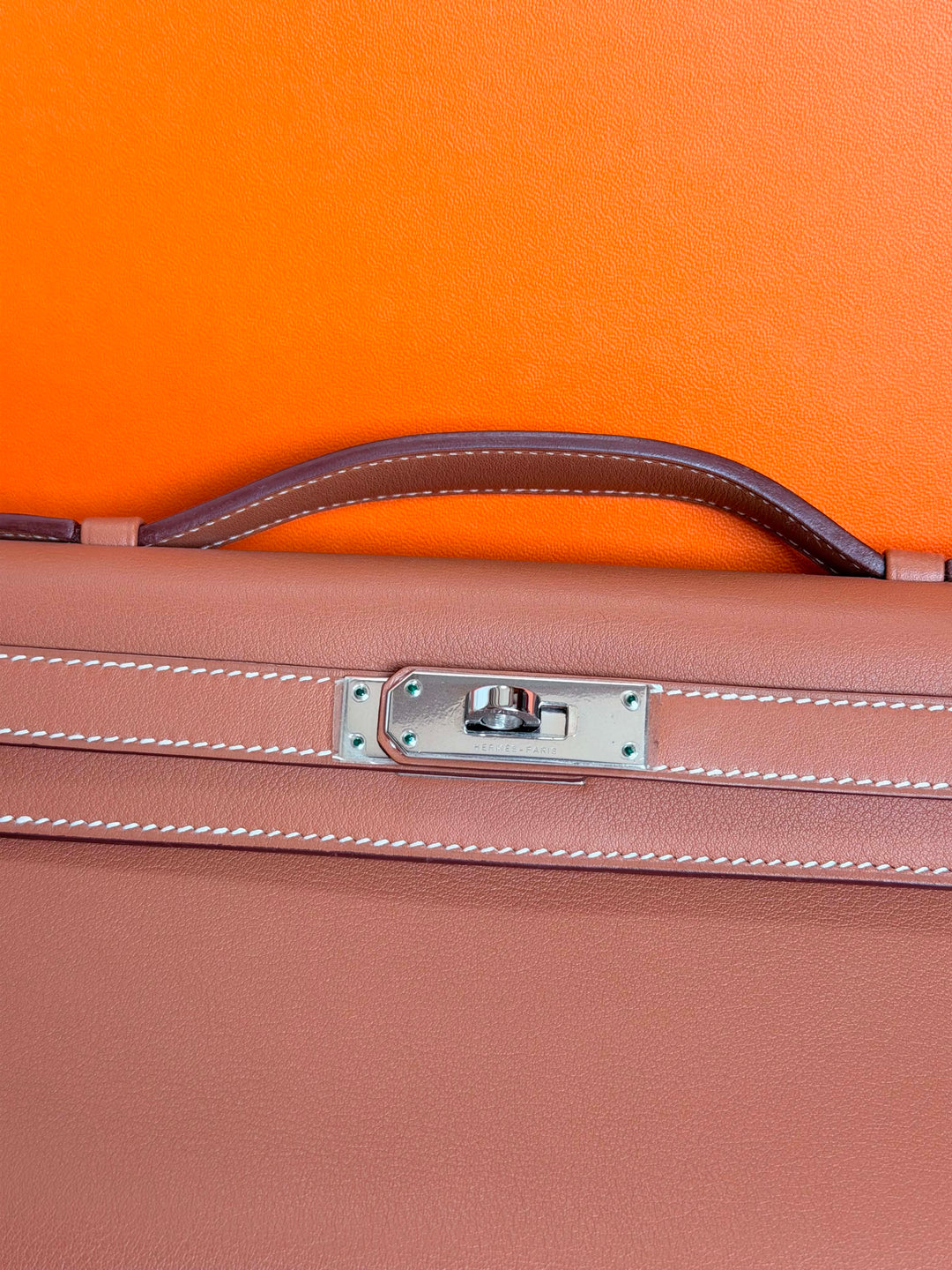 HERMÈS Kelly Cut Gold Swift Leather PHW 2014 Stamp R in []