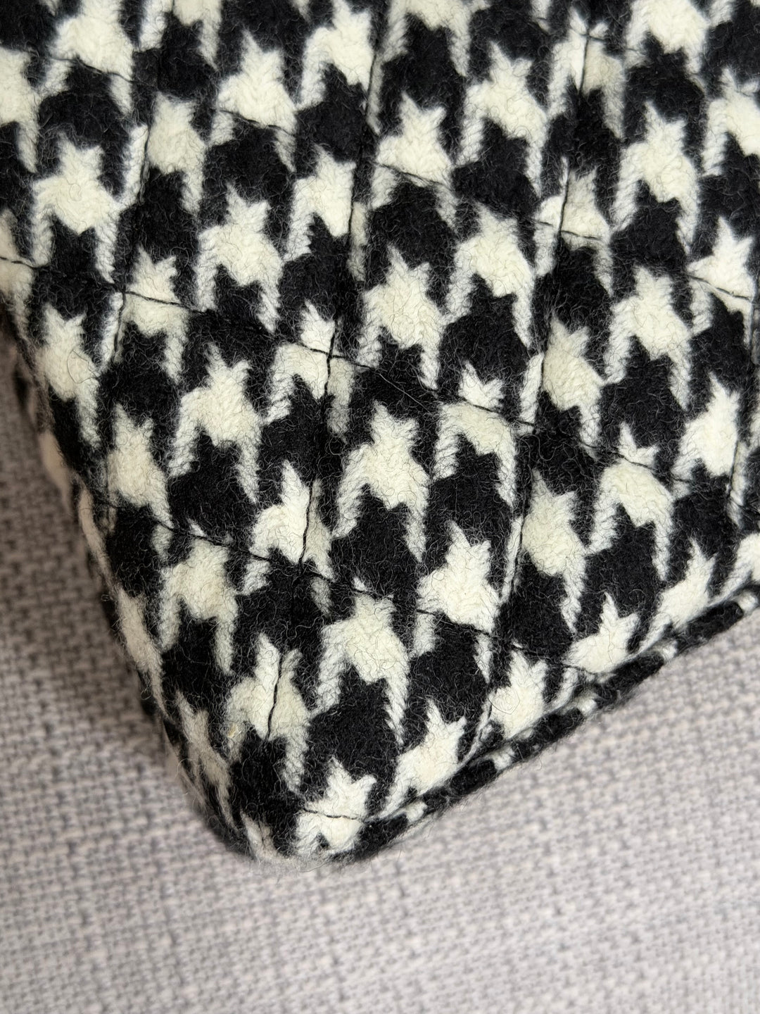 CHANEL 24A 2024 Black and White Houndstooth Tweed Kelly Small Shopping Bag with Chain Aged GHW