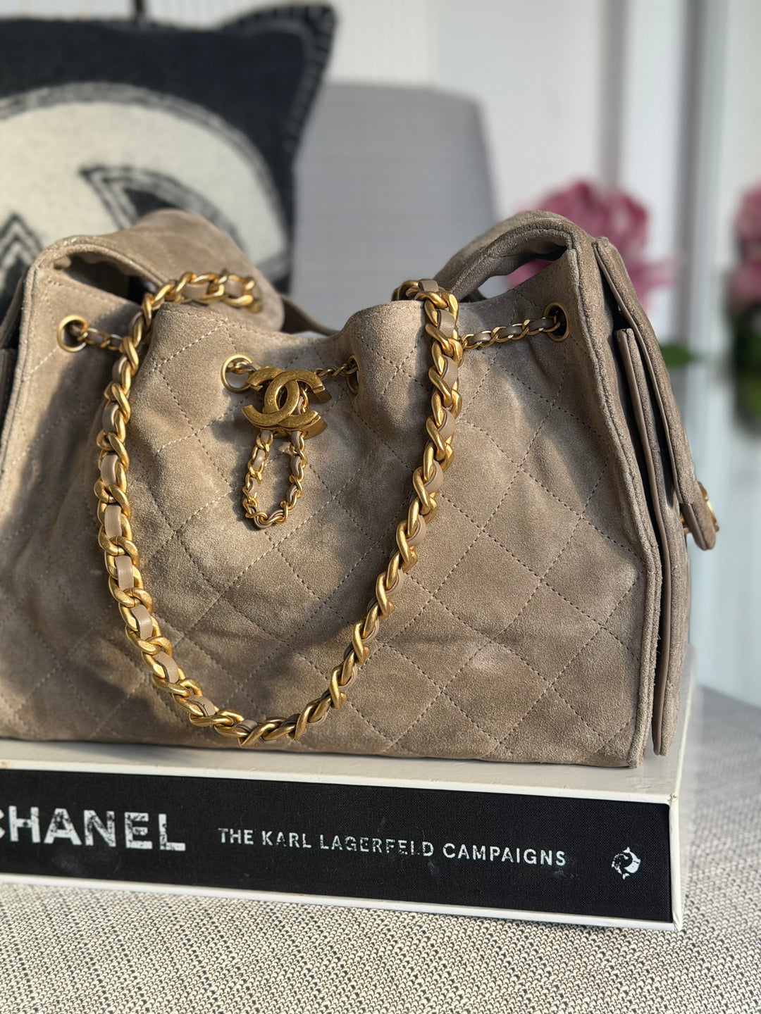 CHANEL Grey Suede 25 Hobo Bag size SMALL aged GHW 2025/2026
