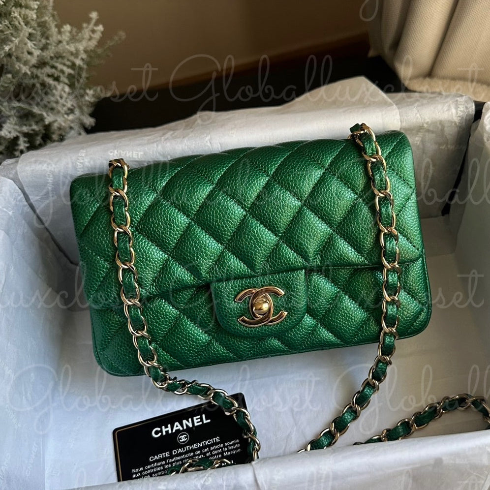 CHANEL 18S Series 25 Emerald Green Caviar LGHW Mini rectangular flap bag 2018 RARE UNICORN FIND