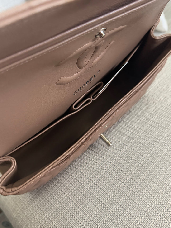 Chanel series 24 17B 2017 Fall/Winter Collection Taupe Caviar SHW Medium ML Timeless Classic Double Flap Bag